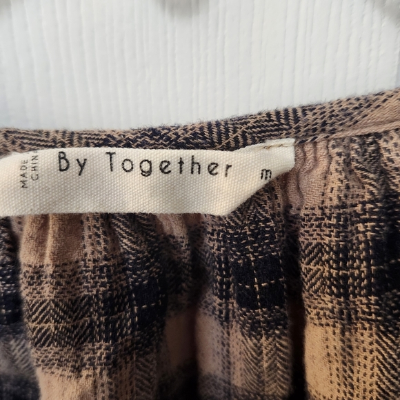 Boutique Cottagecore Plaid Peasant Henley Boho Blouse Sz M - Picture 4 of 8